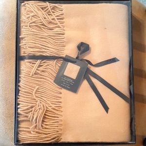 Cashmere wool blanket